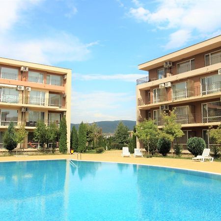 Holiday-Orchid Menada Apartments Pantai Sunny Luaran gambar
