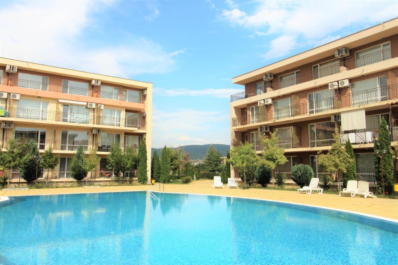 Holiday-Orchid Menada Apartments Pantai Sunny Luaran gambar