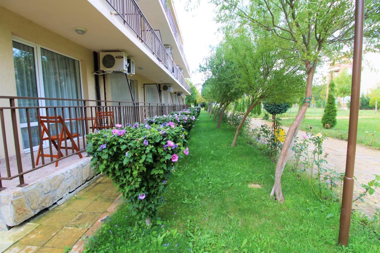 Holiday-Orchid Menada Apartments Pantai Sunny Luaran gambar